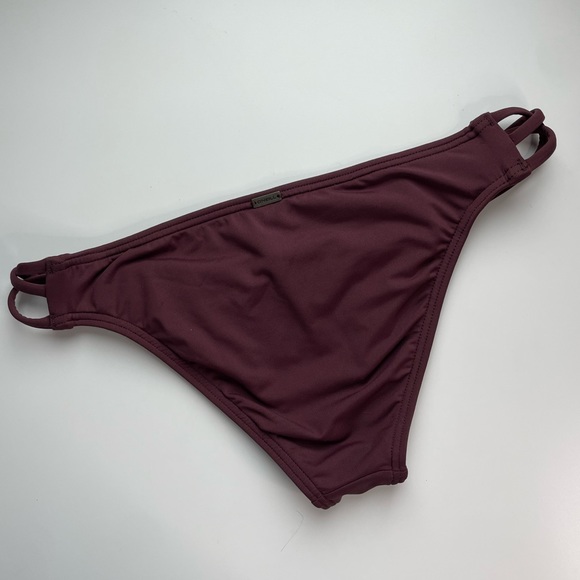 NWT O’Neill cheeky SWB saltwater bottoms🌟 - Picture 4 of 8